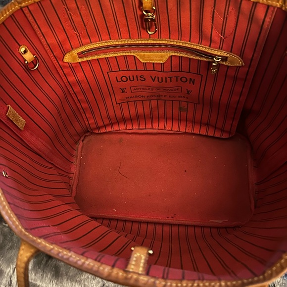 Authentic Louis Vuitton Neverful MM✨✨ - Picture 3 of 14